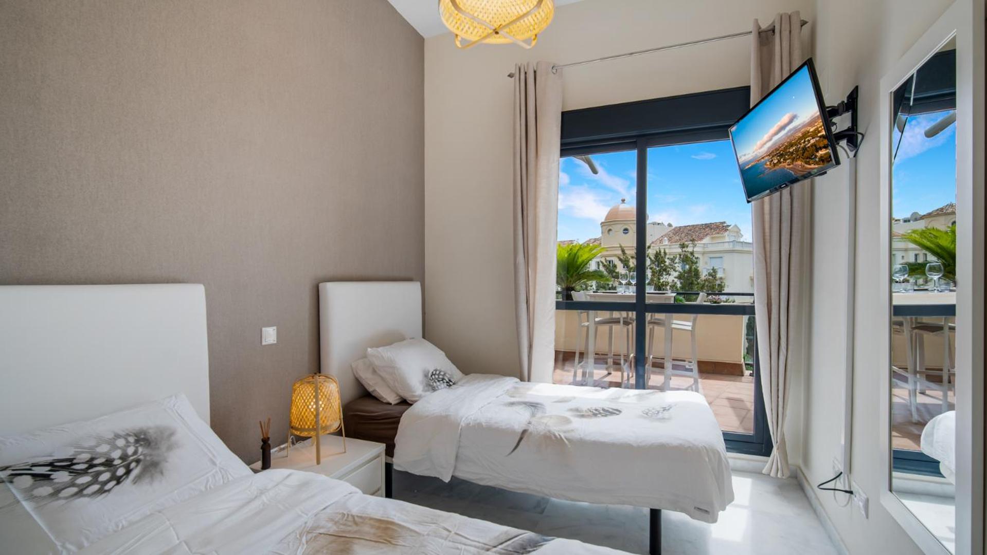 Cosmo Beach With Seaview Between Cancelada And Estepona Luaran gambar