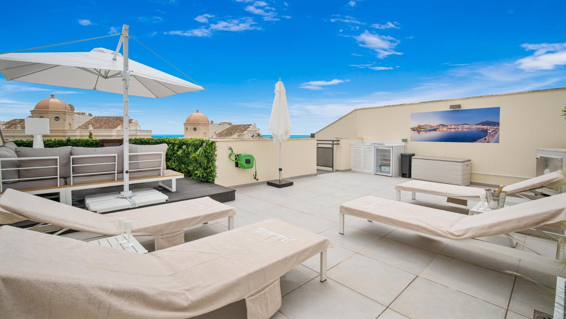 Cosmo Beach With Seaview Between Cancelada And Estepona Luaran gambar